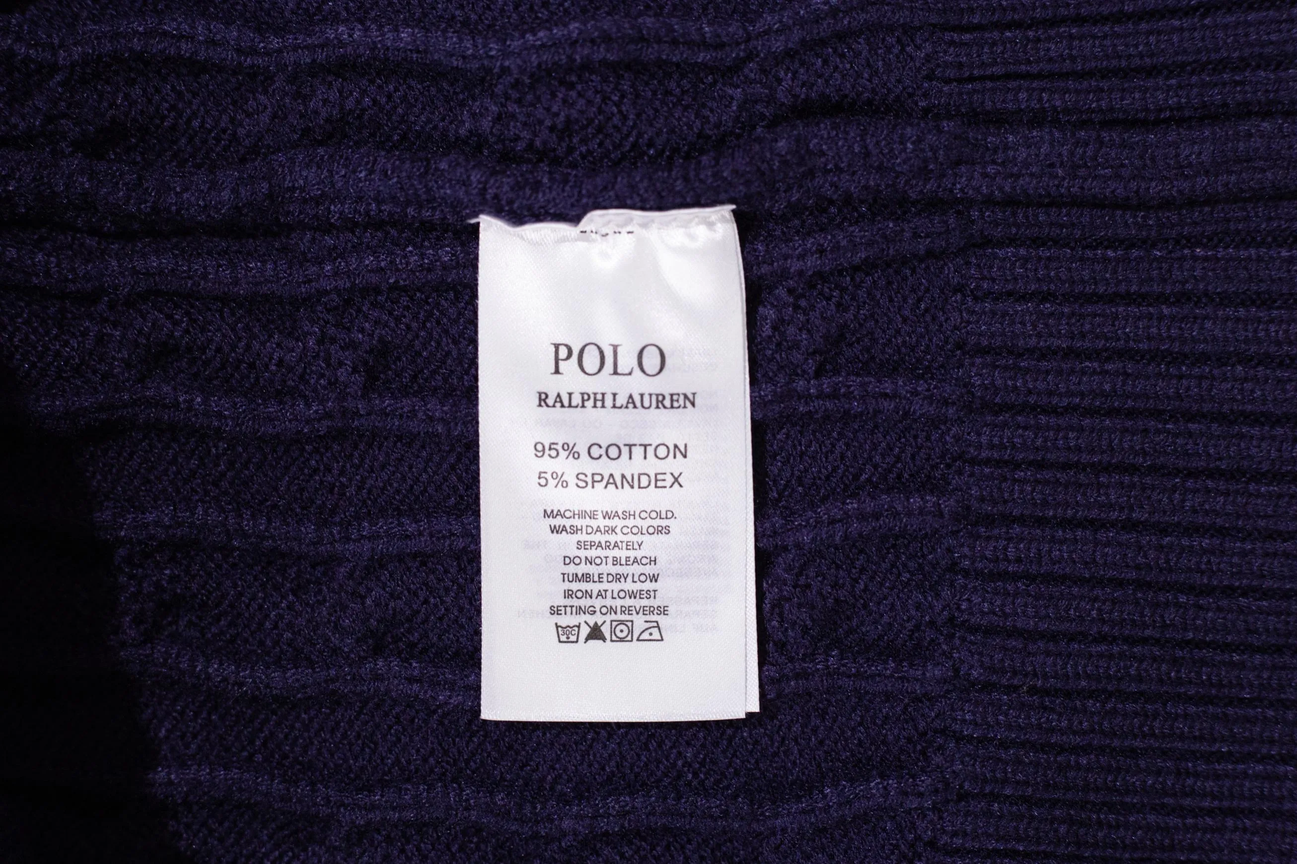 P260 Style No. D05) The top version on the market in 2025 Ralph Lauren #ootddailywear #Autumn and winter sweater #Knitted sweater outfit #ralph lauren sweater #Can be worn by both men and women [Star R] Finally waited until the Ralph men’s twist crew neck sweater is finally here! The most popular sweater is a limited edition every year. There won’t be many styles in the store! Ralph Lauren Men's Round Neck Sweater [Fire R] has a really nice shape. It can be worn alone or as a jacket. It can also be worn inside or worn with a shirt~100% pure cotton #Practical Wear. Colors: off-white, navy blue, khaki, gray, sizes S to XL